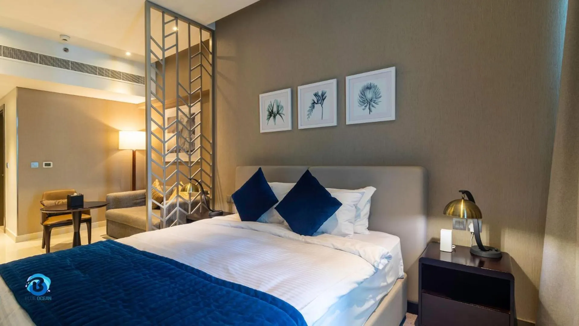 Апартаменты Damac Maison Prive, Canal View Studio And One Bedroom Apartments, Blue Ocean Holiday Homes Дубай